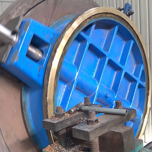automatic welding machine.jpeg